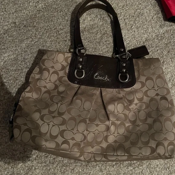 Coach Purse - Picture 1 of 1